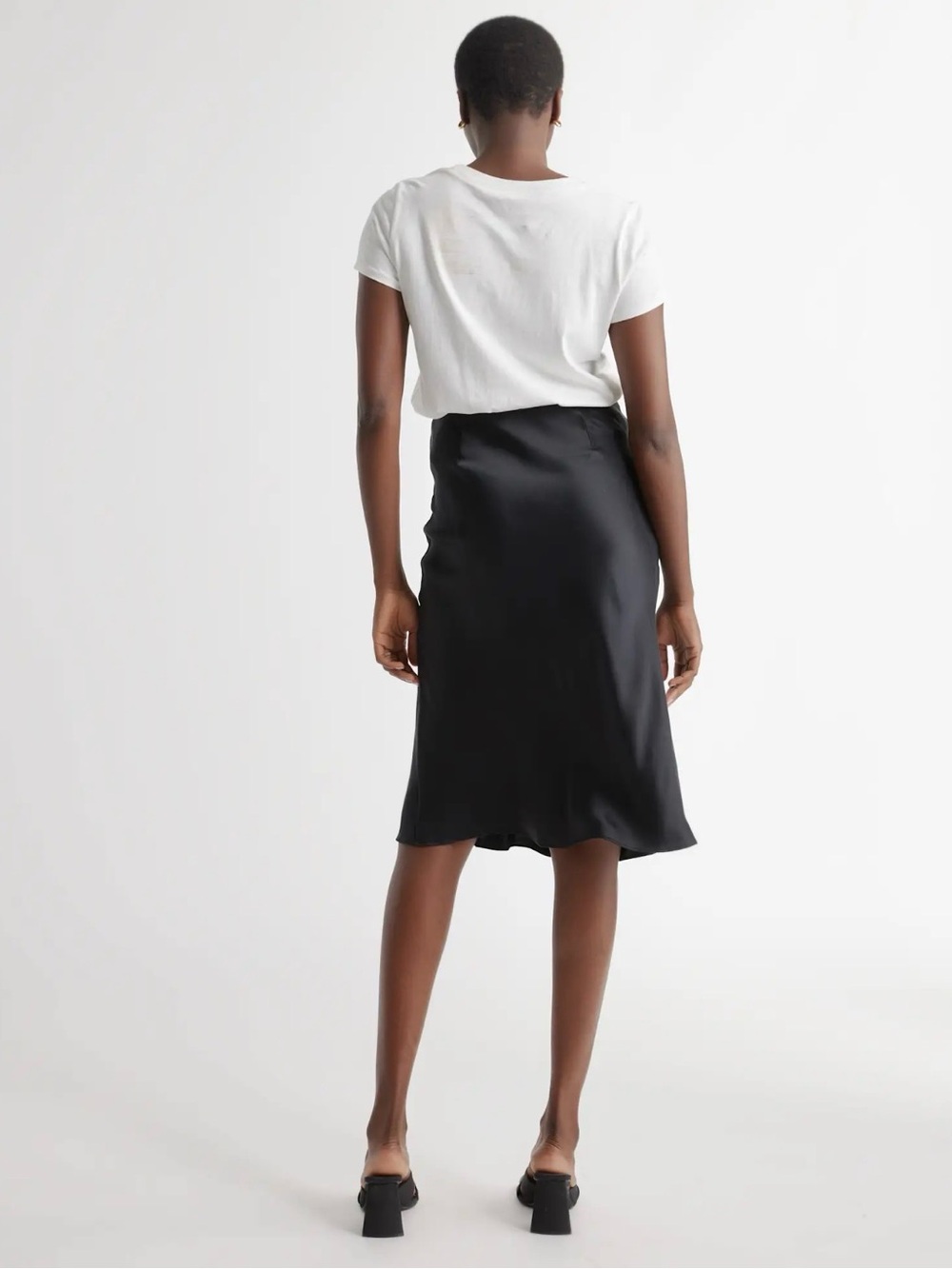 Quince 100% washable black midi skirt - Picture 2 of 3